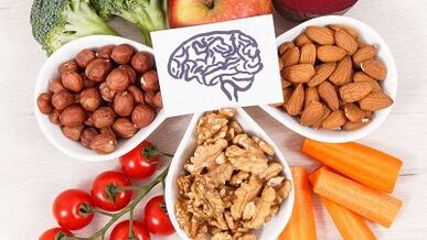 Which vitamins are necessary to improve memory